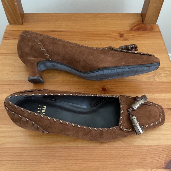 Stuart Weitzman Brown Suede Tassel Heels Sz 7 - Picture 5 of 9